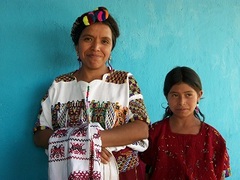 菊野台地域福祉ｾﾝﾀｰ 小林グレイ愛子写真展「グアテマラの女性たちの暮らしと布」～グアテマラに魅せられて～